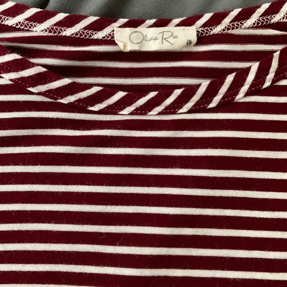 Large Olivia Rae Top - Picture 3 of 3